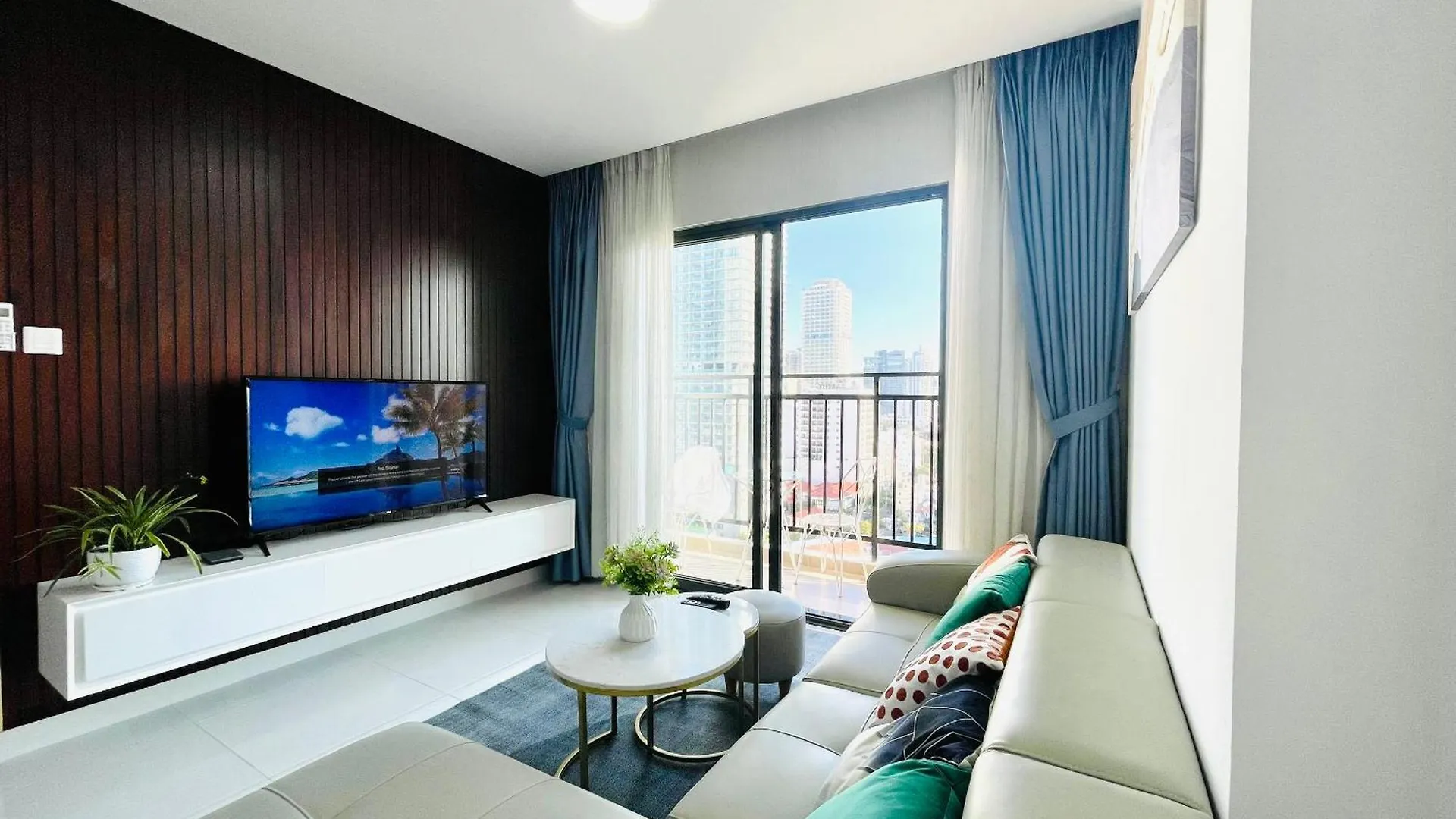 2Br - Cozy And Convenient Apt For Family Να Τρανγκ 0*,  Βιετνάμ